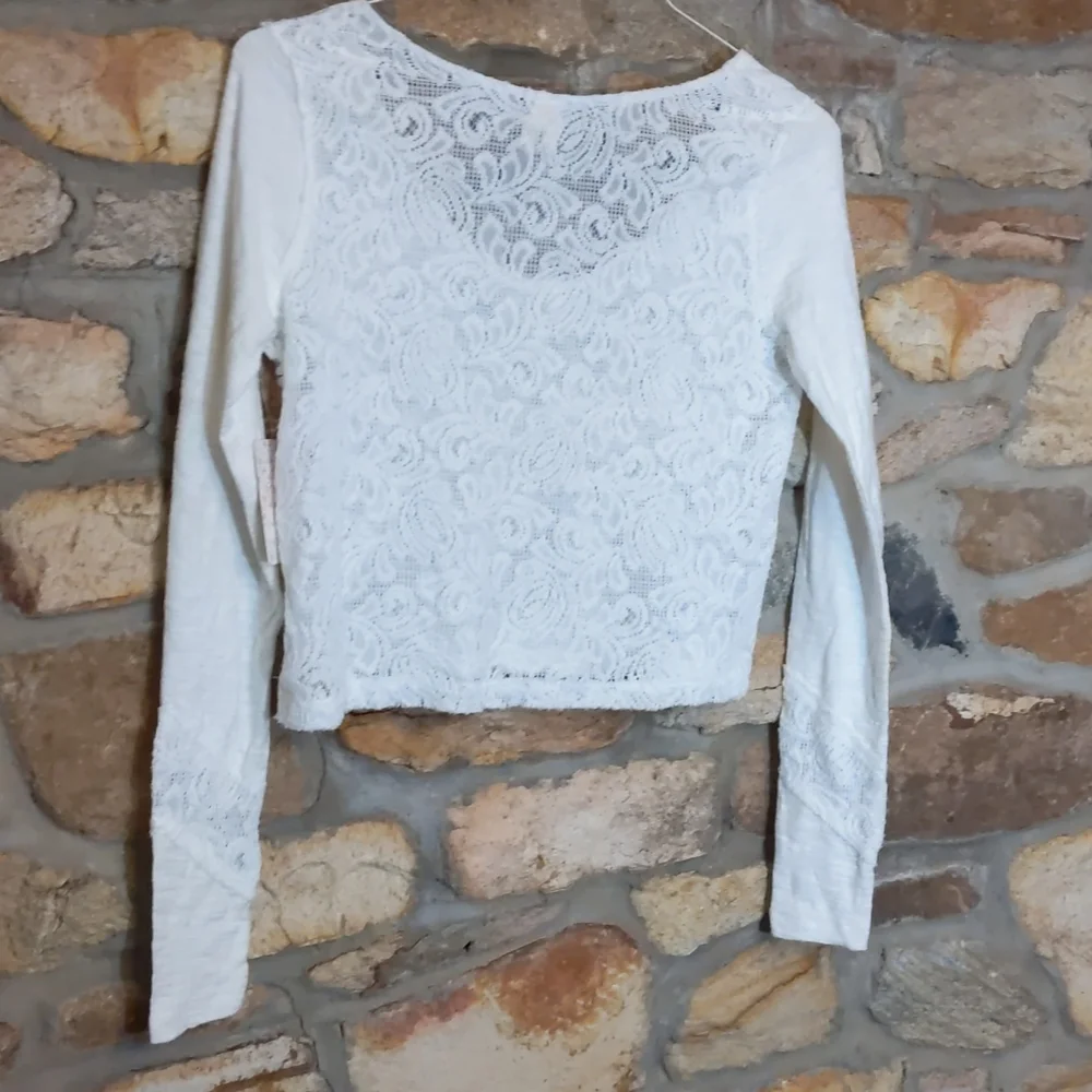 Free People white floral lace crop top
